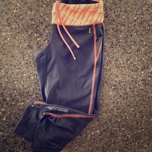 Lucy Tech Capris